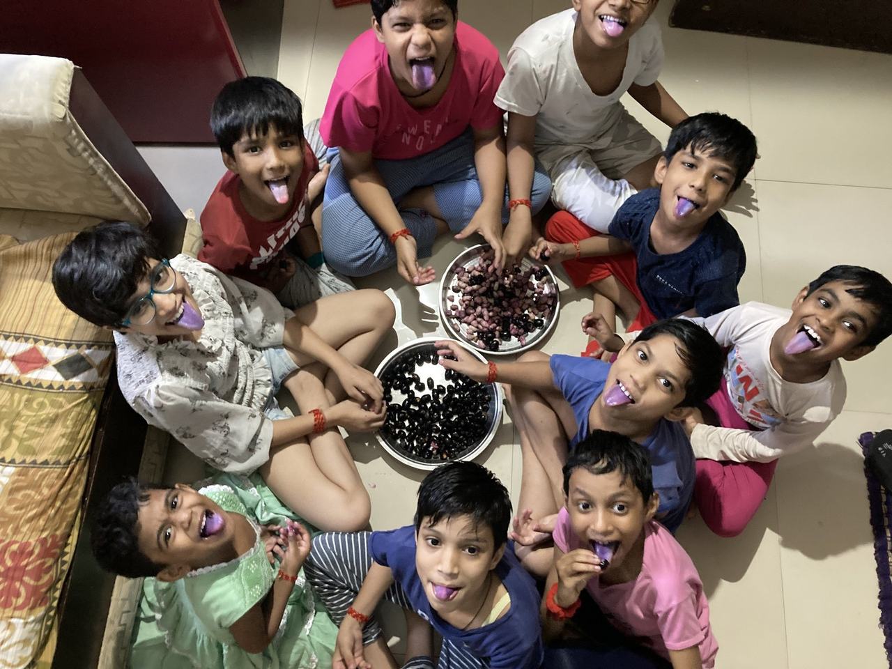 Children sharing snacks together