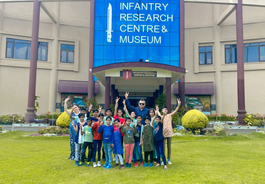 Girls on an educational excursion to a museum