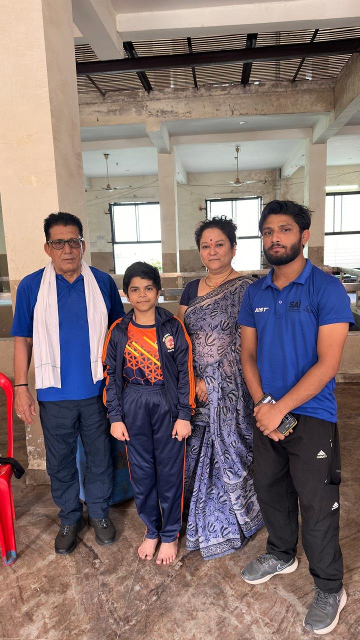 Team members visiting Shiv Karmsthali's premises